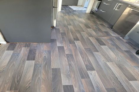 Photo of property in 2/112 View Road, Sunnyvale, Auckland, 0612