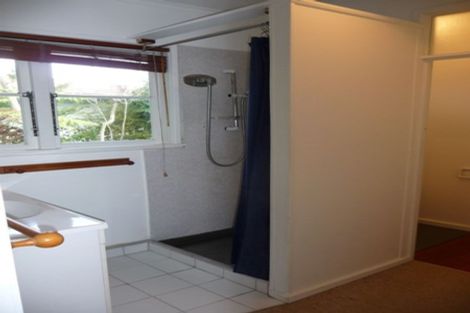 Photo of property in 117a Bruce Road, Glenfield, Auckland, 0629