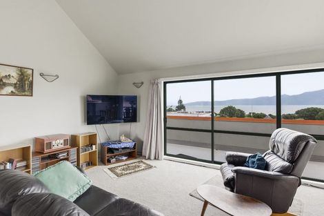 Photo of property in 3b/25 Maclean Street, Paraparaumu Beach, Paraparaumu, 5032