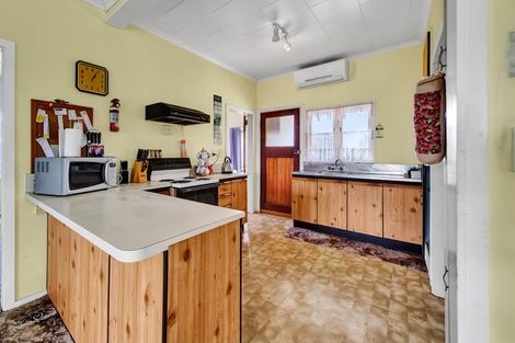 Photo of property in 11 Kent Terrace, Midhirst, Stratford, 4394