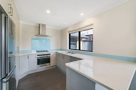 Photo of property in 5 Keven Road, Clarks Beach, Pukekohe, 2679