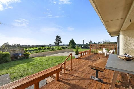 Photo of property in 1467 Mangorei Road, Mangorei, New Plymouth, 4371
