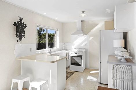 Photo of property in 1/6 Somerton Rise, Henderson, Auckland, 0612