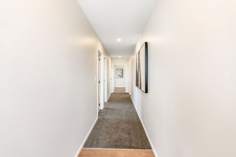 Photo of property in 4 Manaakitia Road, Karaka, 2124