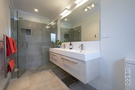 Photo of property in 5 Munford Lane, Riverhead, 0820