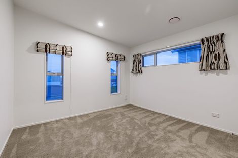 Photo of property in 3 Tuangi Street, Long Bay, Auckland, 0630