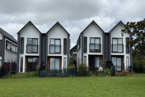 Photo of property in 4/3 Walsh Road, Wainui, 0932