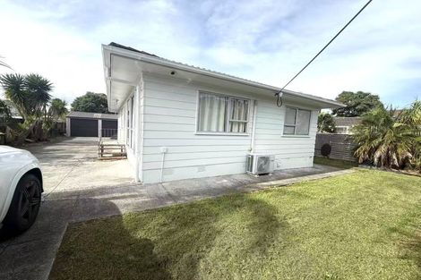 Photo of property in 33 Kilkelly Avenue, Pinehill, Auckland, 0632