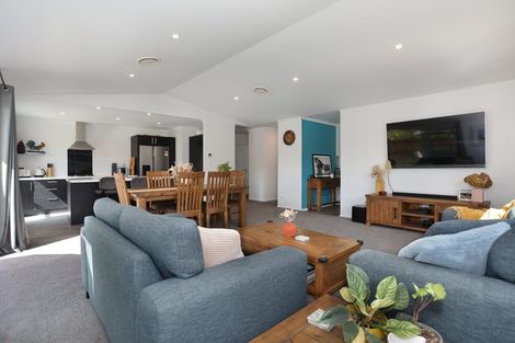 Photo of property in 41 Wilson Street, Bulls, 4818