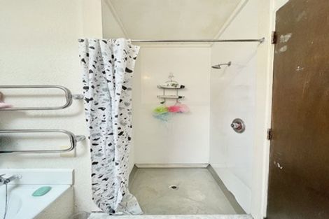 Photo of property in 2a Jasons Place, Churton Park, Wellington, 6037