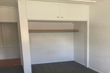 Photo of property in 15 Hattaway Avenue, Bucklands Beach, Auckland, 2012