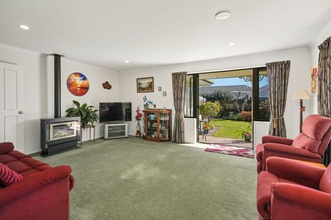 Photo of property in 330 Suffolk Road, Stoke, Nelson, 7011