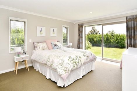 Photo of property in 37 Bayliss Drive, Kaiapoi, 7630