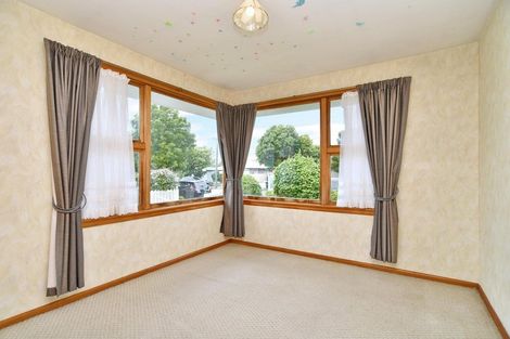 Photo of property in 77 Cutts Road, Russley, Christchurch, 8042