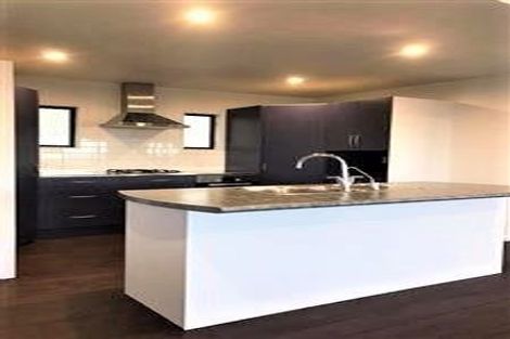 Photo of property in 45b Kakariki Grove, Waikanae, 5036