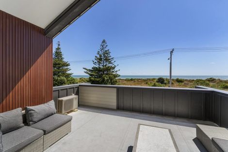 Photo of property in 2 Kowhai Street, Otaki Beach, Otaki, 5512