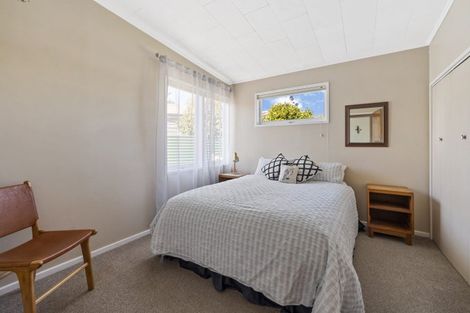 Photo of property in 15 Mill Road, Clive, 4102