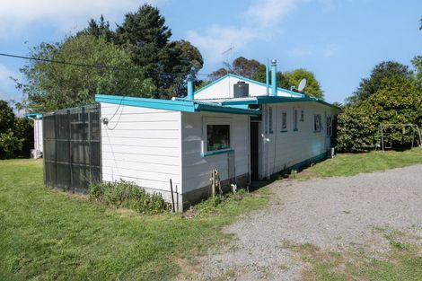 Photo of property in 1 Charlotte Street, Takapau, 4203