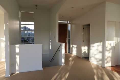 Photo of property in 71b Nevay Road, Miramar, Wellington, 6022