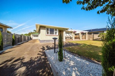 Photo of property in 9 Ropata Street, Hawera, 4610