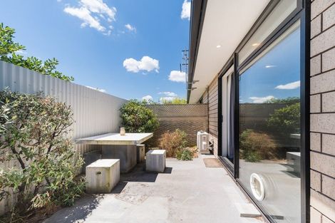 Photo of property in 8b Sinclair Avenue, Highbury, Palmerston North, 4412