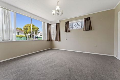 Photo of property in 14 Fifth Avenue, Mount Albert, Auckland, 1025