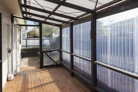 Photo of property in 2/7 Sefton Street, Belfast, Christchurch, 8051