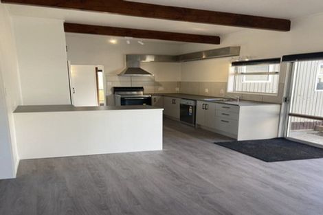 Photo of property in 52 Cascades Road, Pakuranga Heights, Auckland, 2010