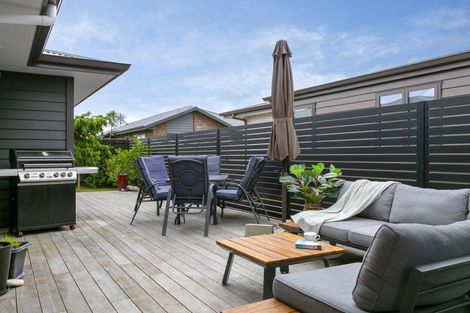 Photo of property in 27 Noumea Drive, Rangatira Park, Taupo, 3330