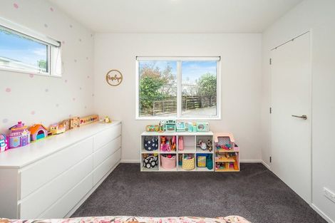 Photo of property in 5 Sharda Grove, Paraparaumu Beach, Paraparaumu, 5032