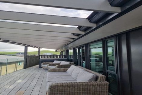 Photo of property in 31 Sea View Road, Baylys Beach, Dargaville, 0377