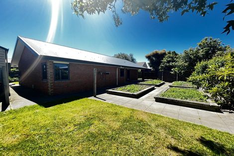 Photo of property in 6b Fovant Street, Russley, Christchurch, 8042