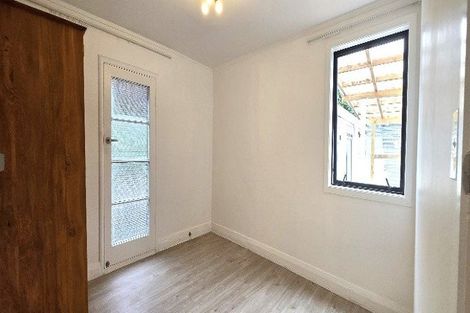 Photo of property in 15 Bowling Avenue, Epsom, Auckland, 1023