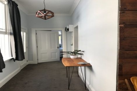 Photo of property in 7 Royal Street, Berhampore, Wellington, 6023