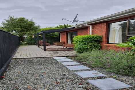 Photo of property in 7a Fleetwood Grove, Waikanae, 5036