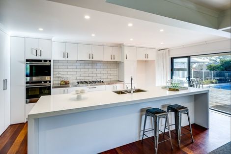 Photo of property in 15 Campbell Street, Havelock North, 4130