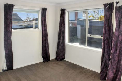 Photo of property in 30 Greendale Avenue, Avonhead, Christchurch, 8042