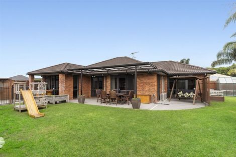 Photo of property in 10 Roxbury Place, Papamoa Beach, Papamoa, 3118
