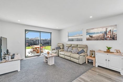 Photo of property in 9 Piwakawaka Place, Leeston, 7632