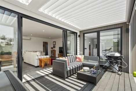 Photo of property in 6 Huanui Close, Papamoa Beach, Papamoa, 3118