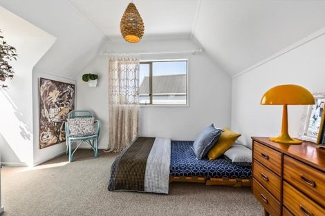 Photo of property in 2/208 Rangatira Road, Beach Haven, Auckland, 0626