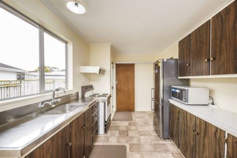 Photo of property in 61 Hillcrest Drive, Kelvin Grove, Palmerston North, 4414