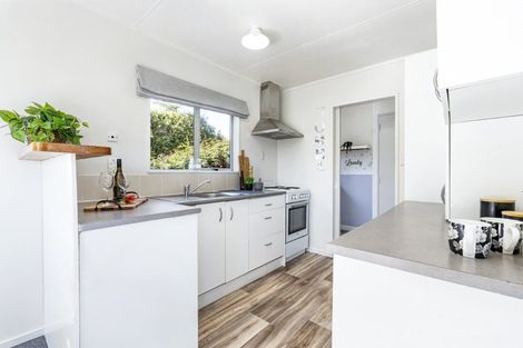 Photo of property in 5 Jensen Place, Frankleigh Park, New Plymouth, 4310
