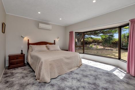 Photo of property in 70 Baylys Coast Road, Dargaville, 0377