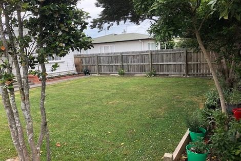 Photo of property in 404 Lascelles Street, Saint Leonards, Hastings, 4120