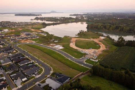 Photo of property in 12 Flounder Drive, Omokoroa, 3114