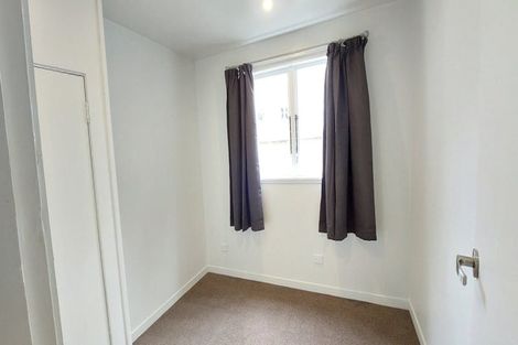 Photo of property in 5a Rosebank Road, Avondale, Auckland, 1026