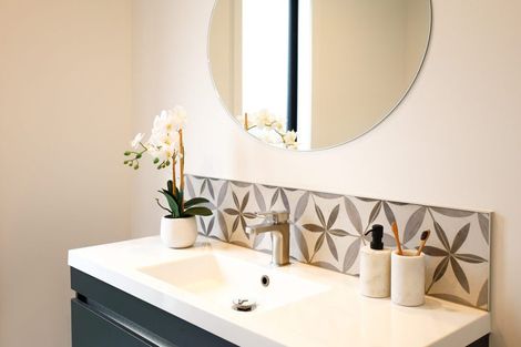 Photo of property in 9 Samuel Place, Terrace End, Palmerston North, 4410