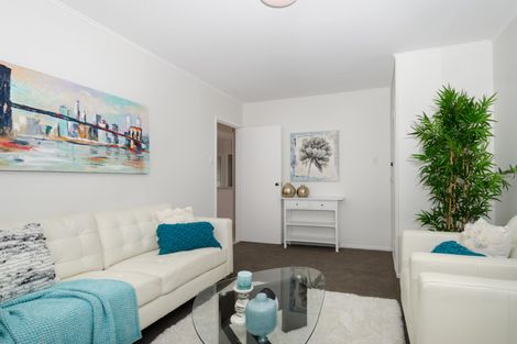 Photo of property in 1/29 Glendene Avenue, Glendene, Auckland, 0602