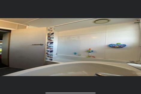 Photo of property in 915 Kotuku Street, Camberley, Hastings, 4120